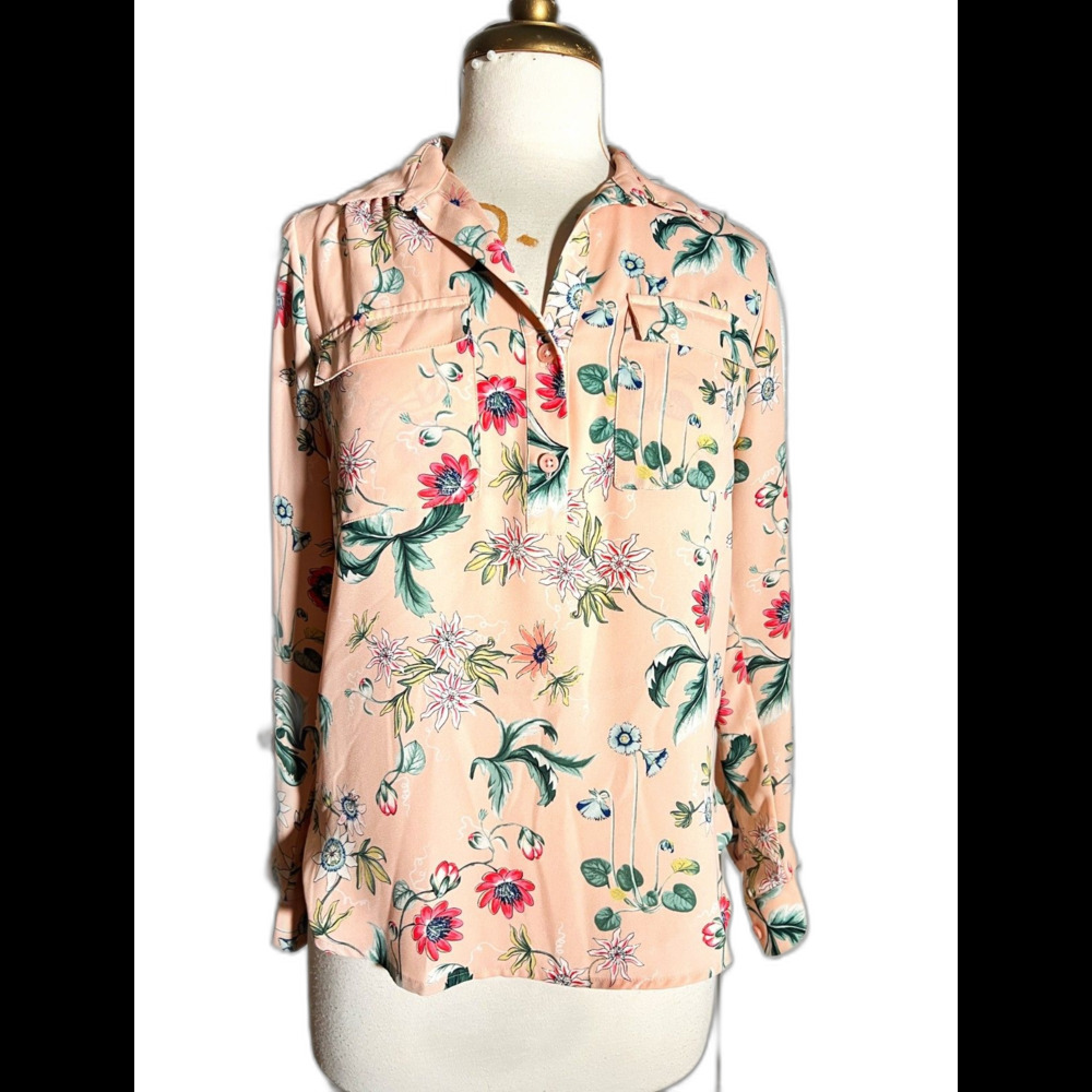 Ann Taylor Petite Floral Blouse Size PXS Modern English Garden Soft Feminine Top